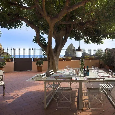Villa Maria