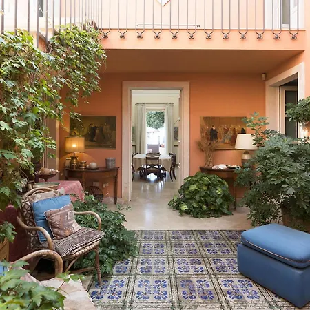 Villa Maria